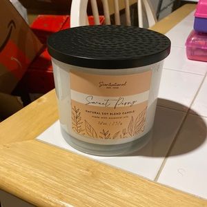 Brand new 3 wick Candle!! The scent is Called Sweet Peony!! Never been used!!